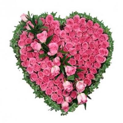 Pink Roses Heart Arrangement Pink Roses Heart Arrangement