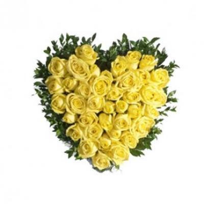 Yellow Roses Heart Arrangement Yellow Roses Heart Arrangement