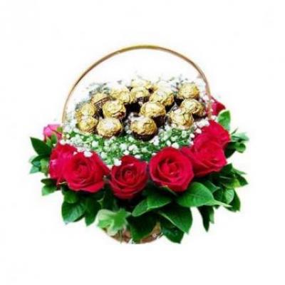 Ferrero Rocher In Roses Basket Ferrero Rocher In Roses Basket